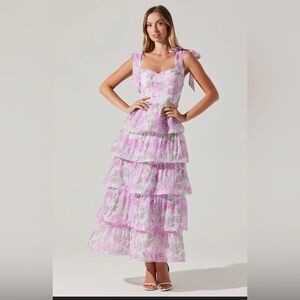 ASTR The‎ Label Zirconia Tie Strap Tiered Dress in Lavender Floral Size XS NEW